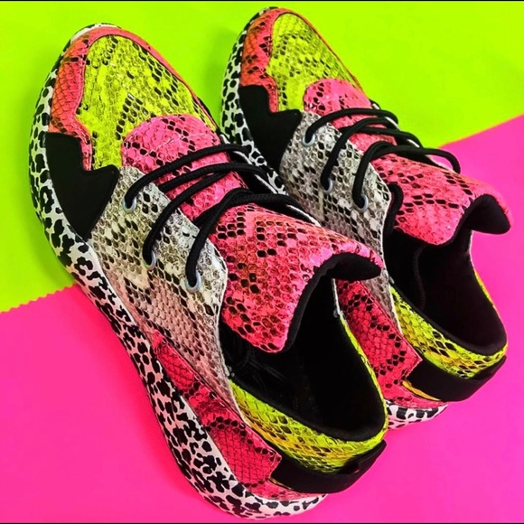 💕 Neon Snake Skin & Cheetah Print Tennis Shoes - Picture 2 of 8